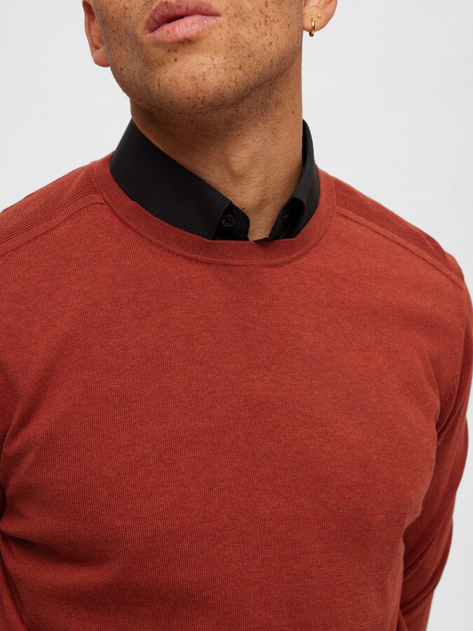 LONG-SLEEVED KNITTED JUMPER