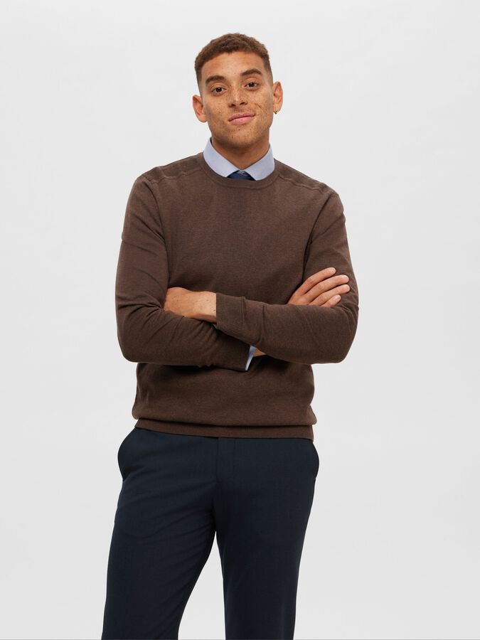 LONG-SLEEVED KNITTED JUMPER