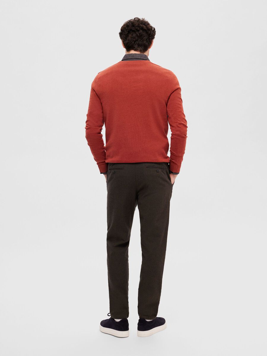 V-NECK KNITTED JUMPER - Burnt Henna