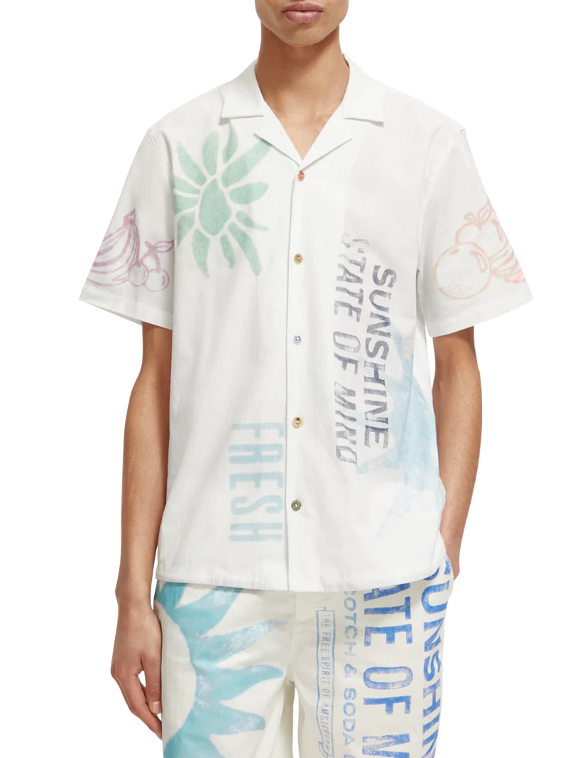 Regular fit printed camp shirt