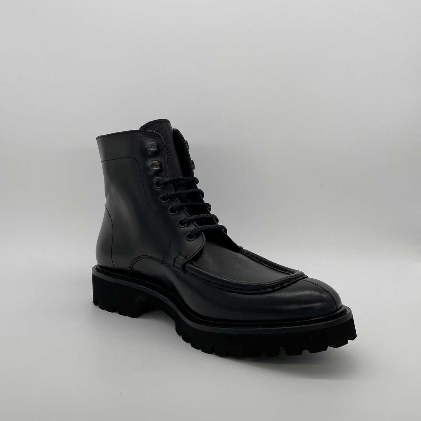 Calce Leather Boots - Black