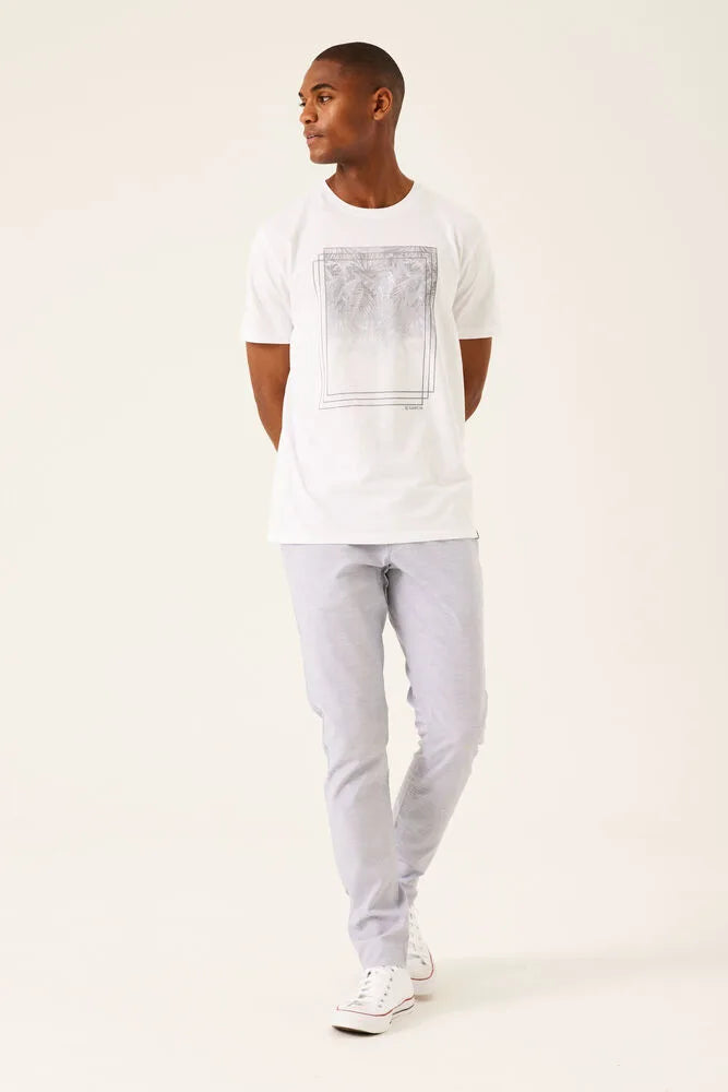 WHITE T-SHIRT