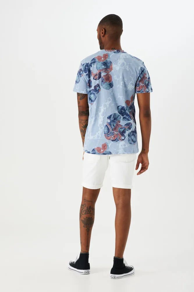 LIGHT BLUE T-SHIRT