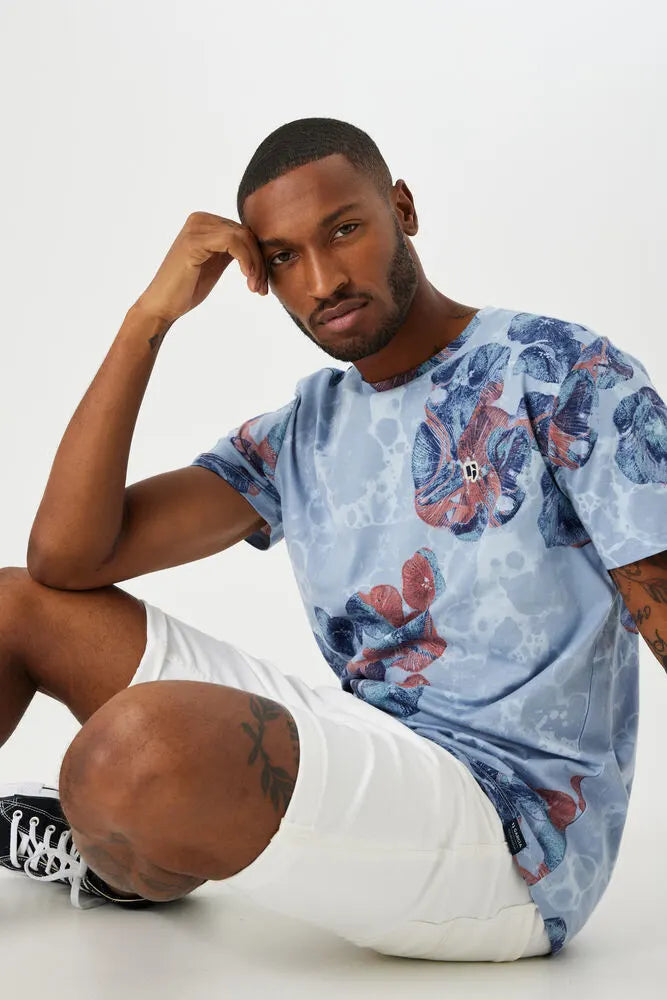 LIGHT BLUE T-SHIRT