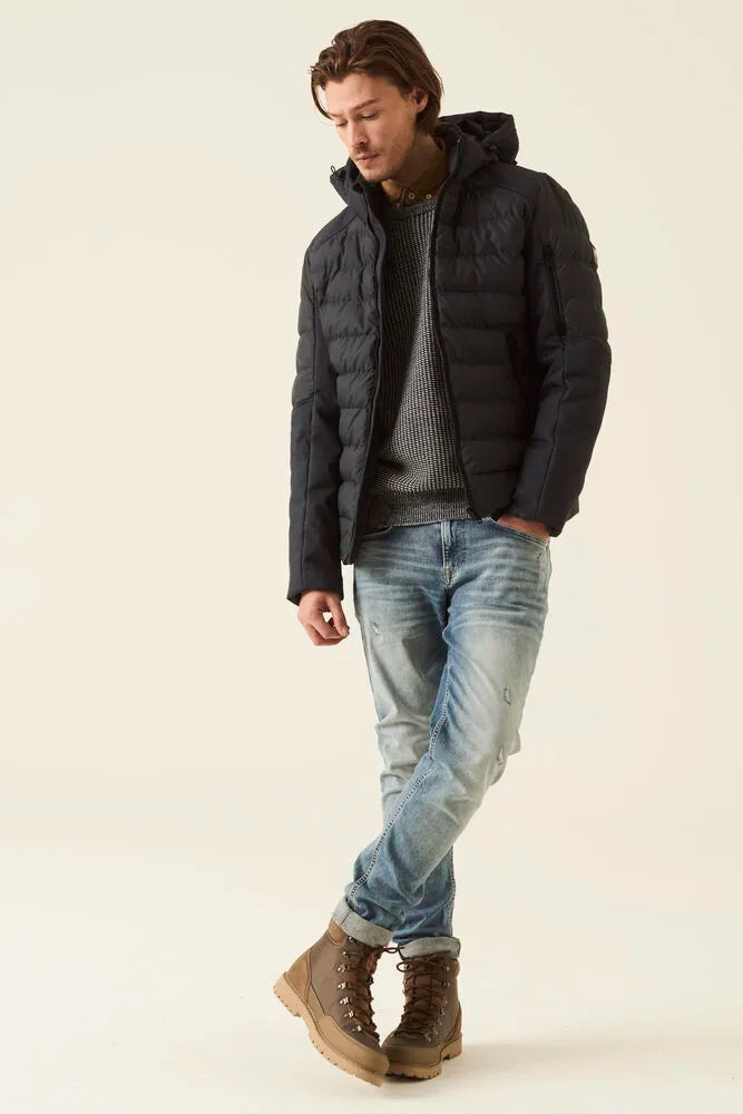 BLUE JUMPER