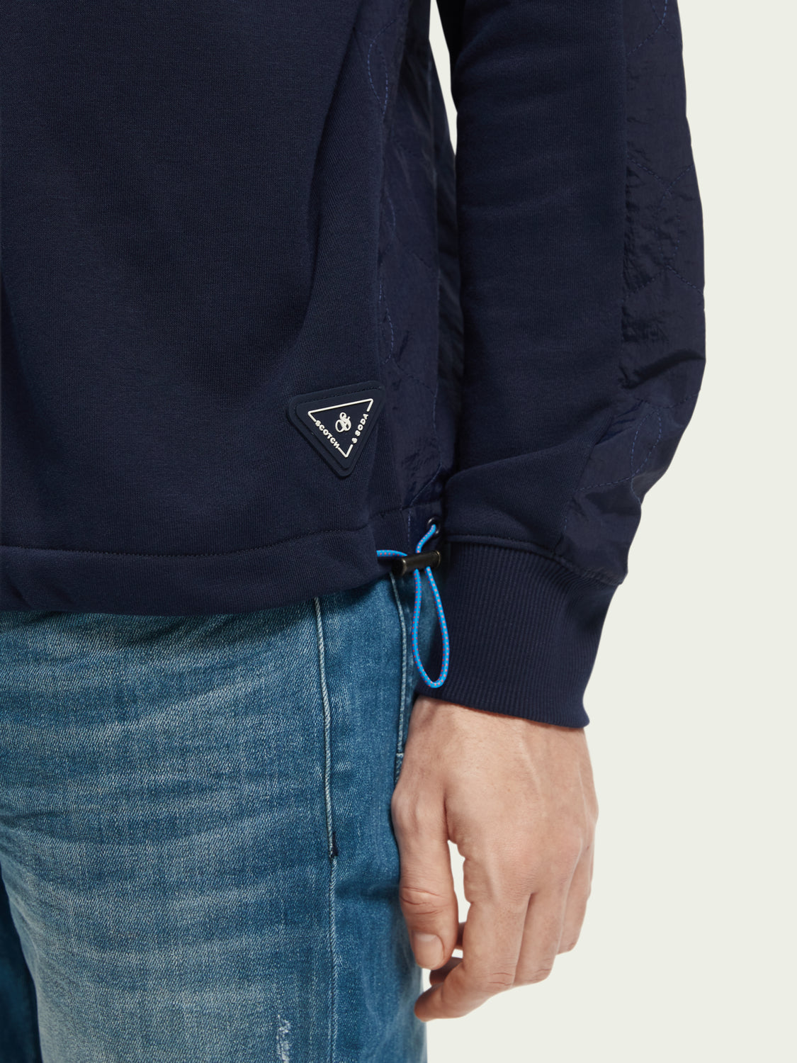 Quilted panelled felpa sweatshir