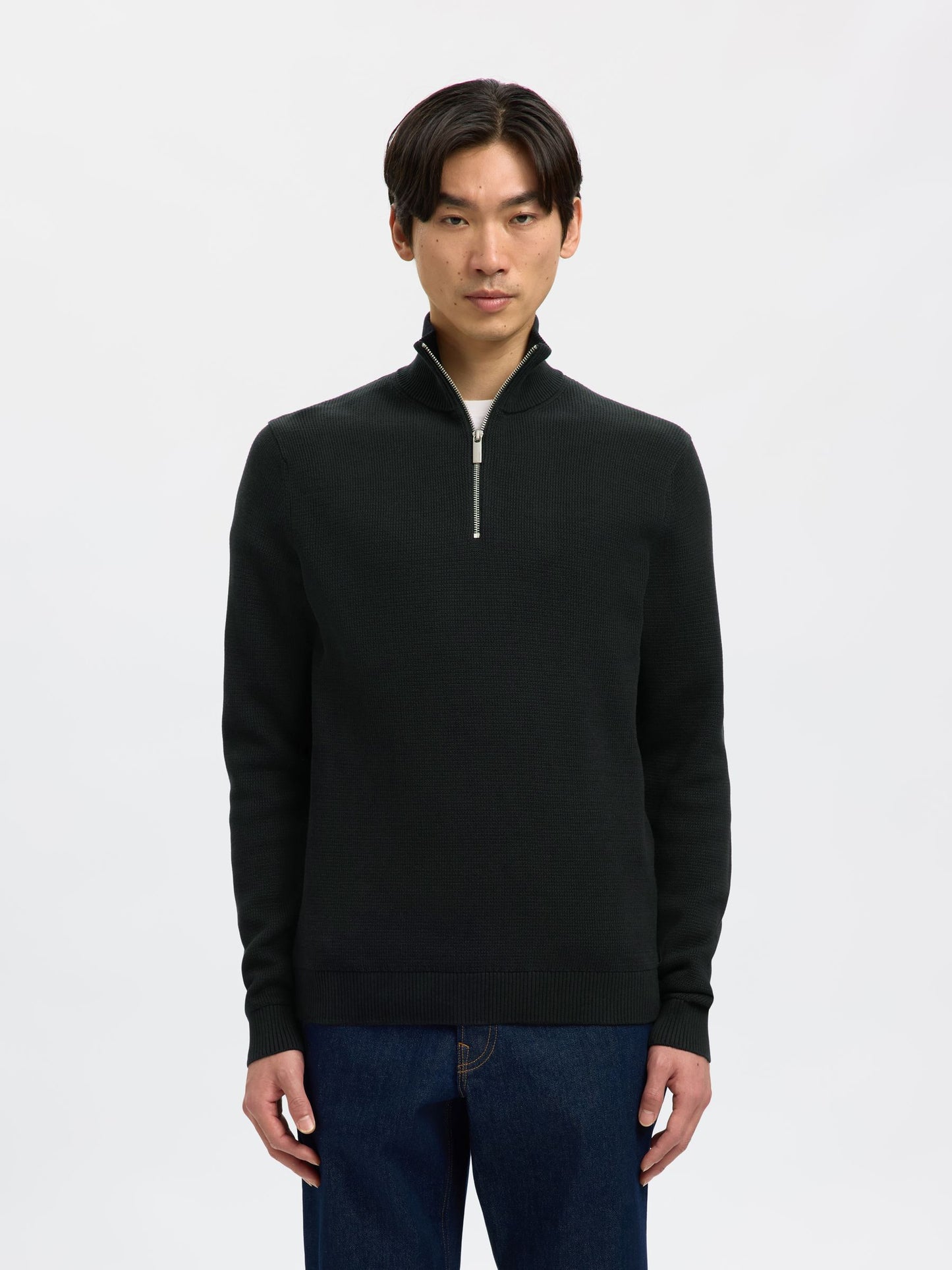 HALF-ZIP JUMPER SELECTED
