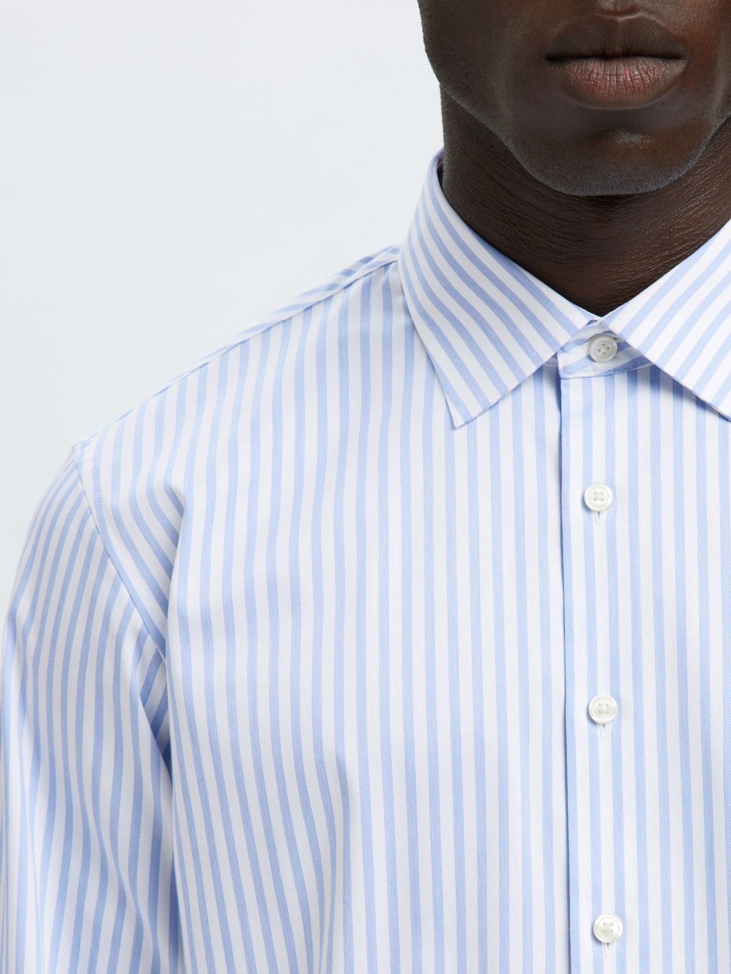 SLIM FIT STRETCH SHIRT SELECTED