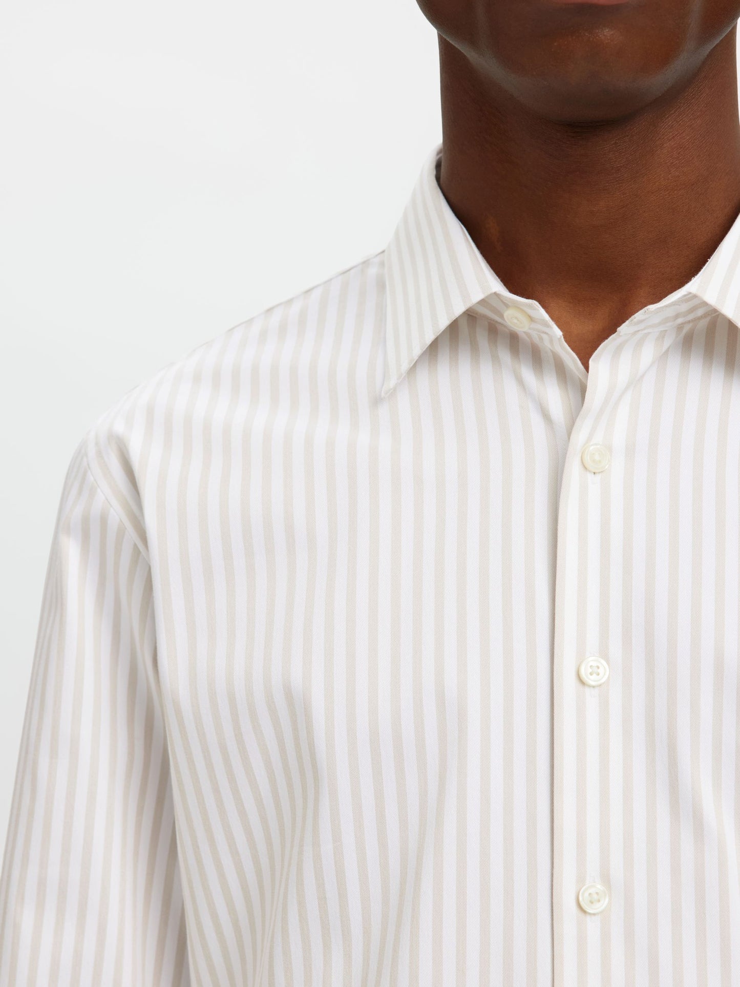 SLIM FIT STRETCH SHIRT SELECTED