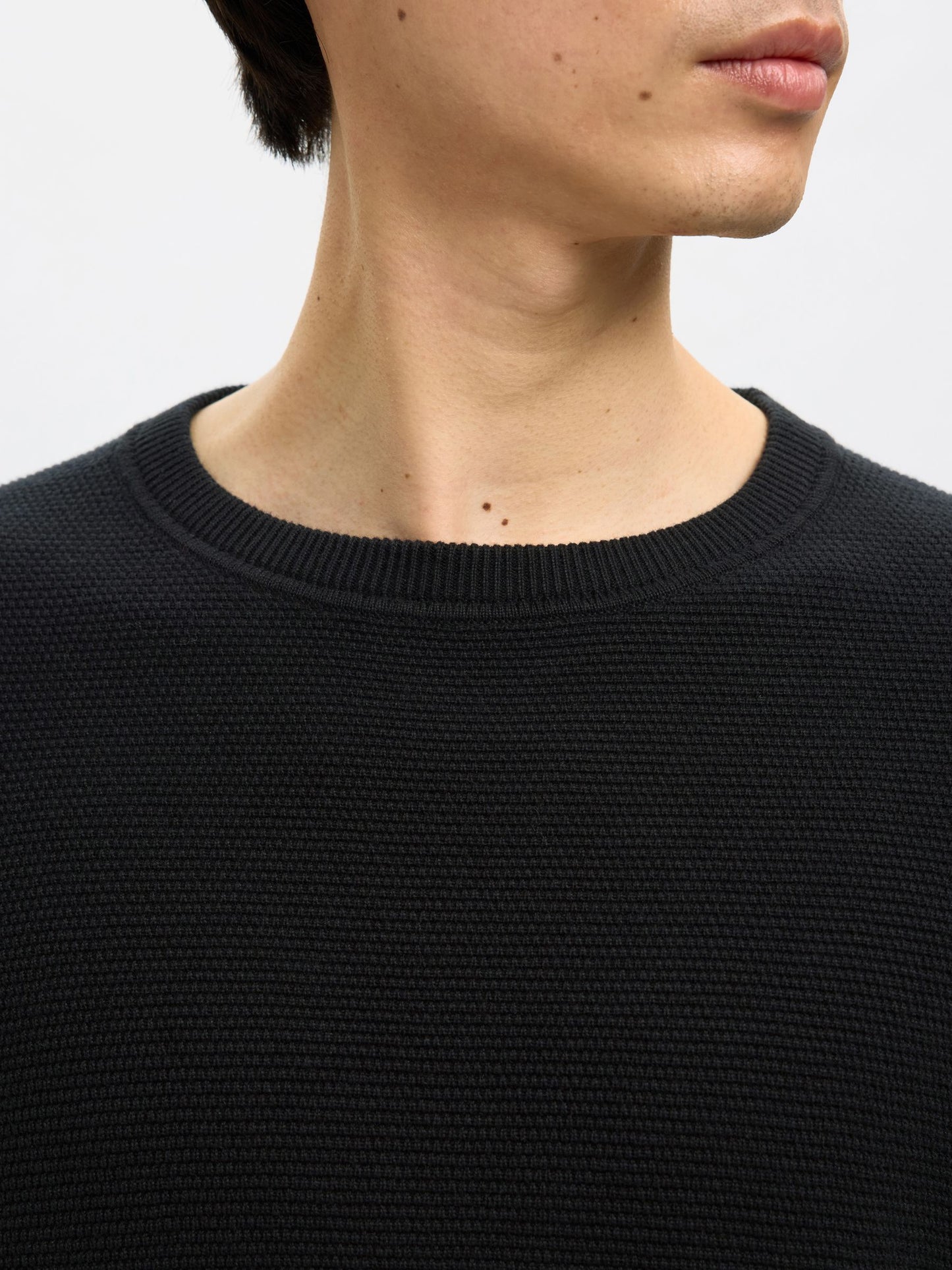 100% COTTON CREWNECK JUMPER SELECTED