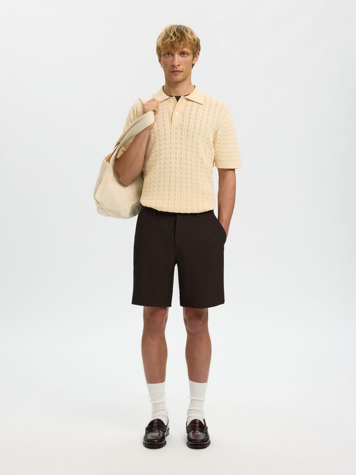 REGULAR FIT KNITTED POLO SHIRT SELECTED