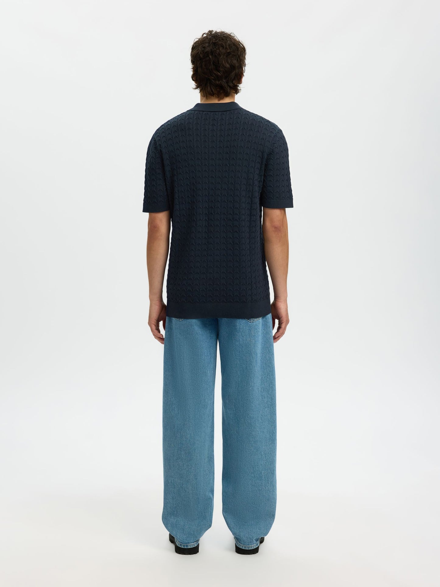REGULAR FIT KNITTED POLO SHIRT SELECTED