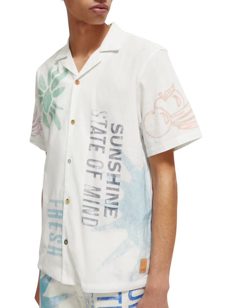 Regular fit printed camp shirt