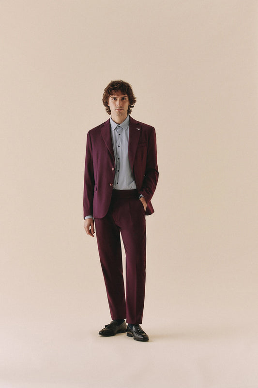 SUIT