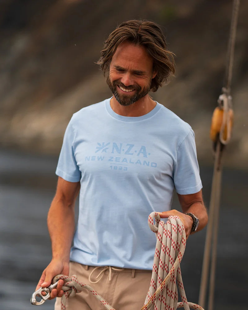 T-SHIRT- NEW ZEALAND AUCKLAND