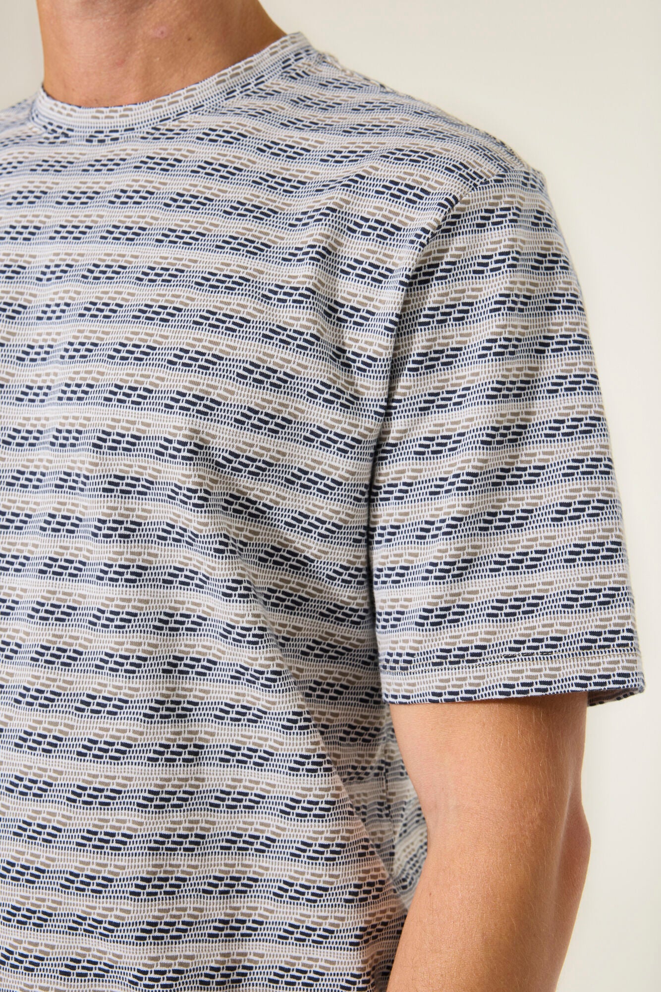 T‑SHIRT PATTERN GARCIA